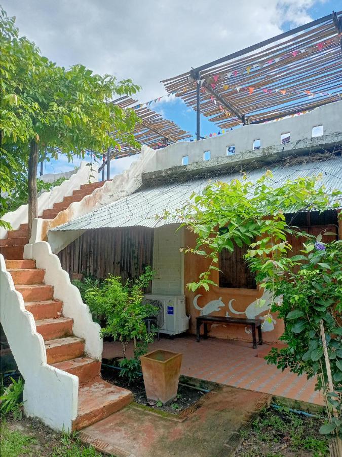 อยู่ดินกินดีฟาร์มสเตย์ Mae Rim Exteriör bild